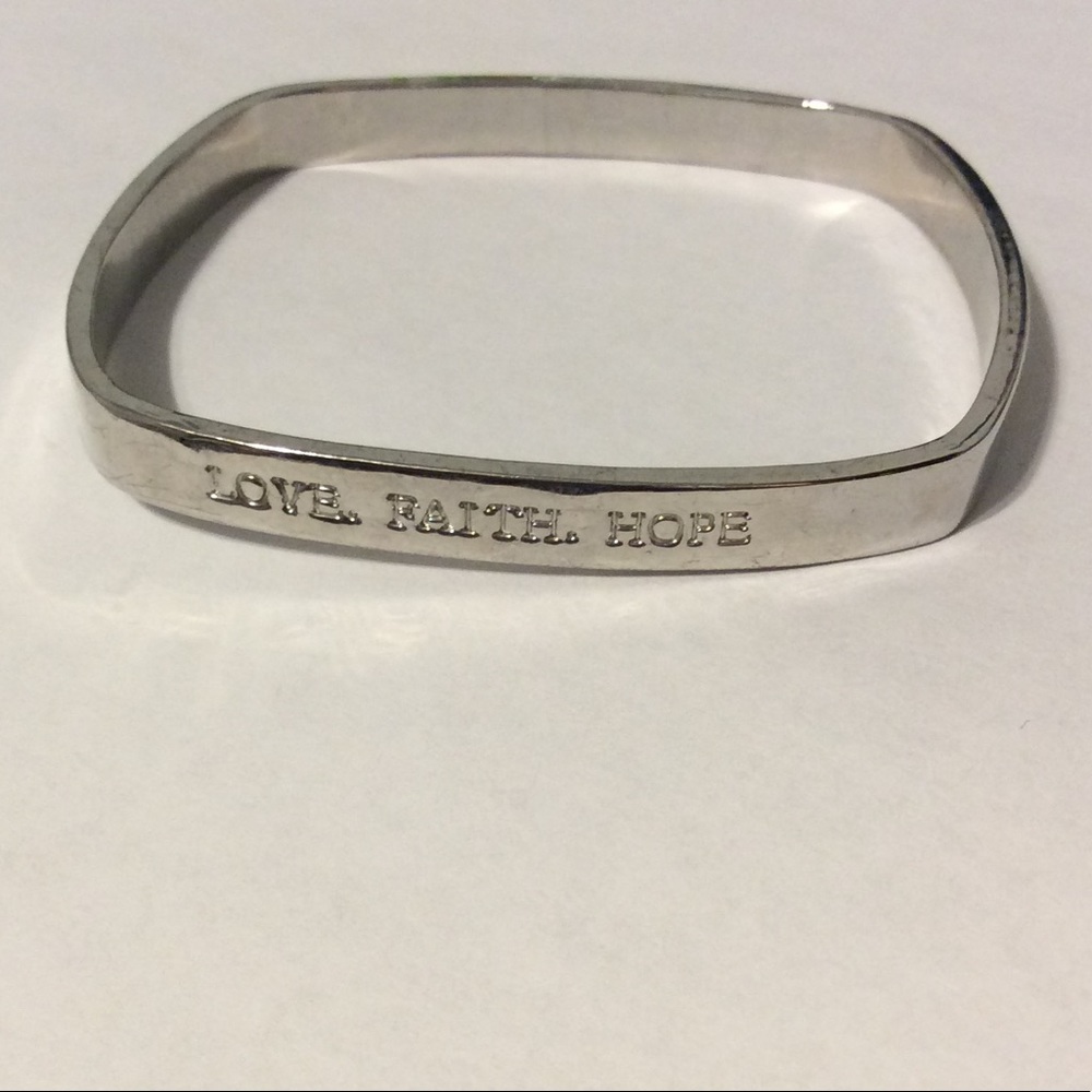 ✨Square Silver Tone “Love, Faith, Hope” Bracelet✨